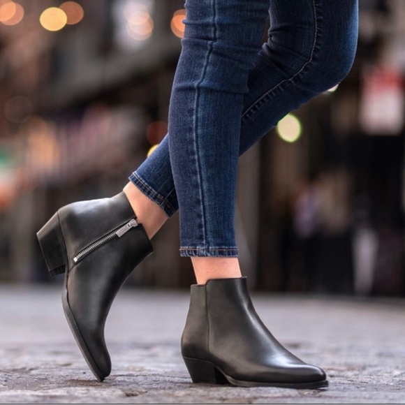Thursday Boot Co Shoes - Thursday Boot Co The Downtown Ankle Boots Black